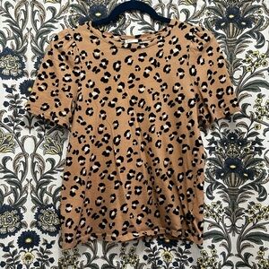 Leopard Print Short Puff Sleeve